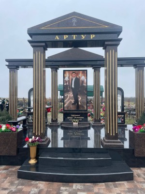 Элитный памятник №76 — ritualum.ru